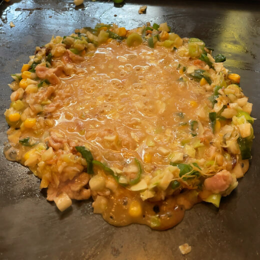 えびせん　焼いてるところ